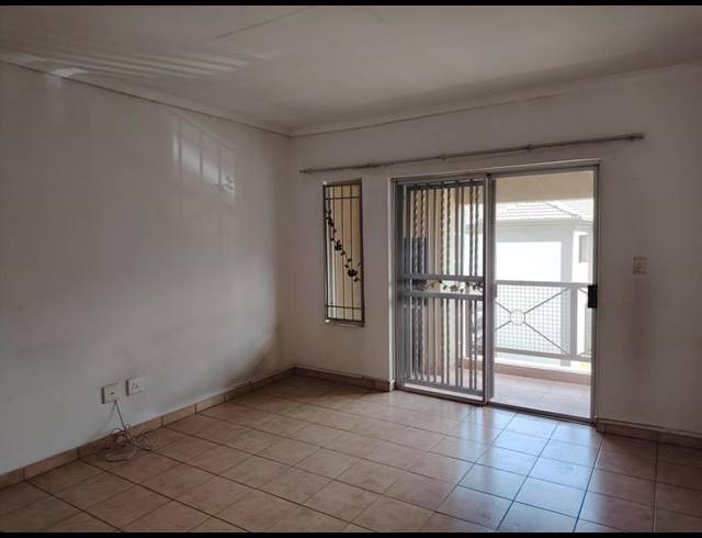 2 BEDROOM TOWNHOUSE FOR SALE IN BEDFORDVIEW